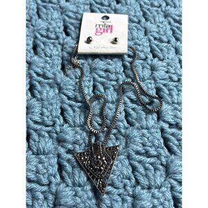 Mia Girl Necklace and Earrings Set Rhinestone Pendant Studs New